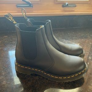 Doc Marten Chelsea Boots